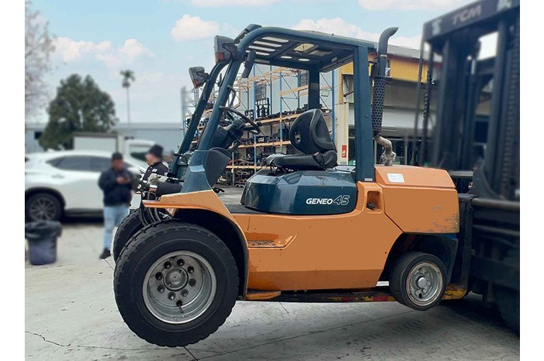 【新鮮日本外匯堆高機到場】大噸數、大夾具、高揚高，通通滿足您需求