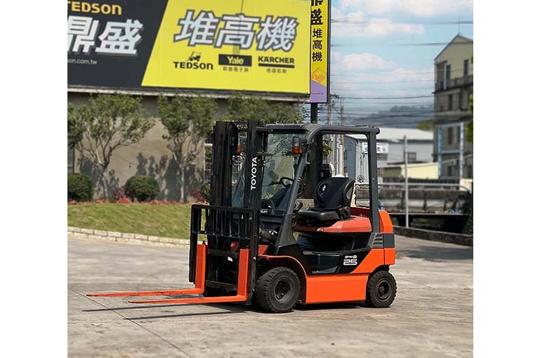 【倉儲現場的效率好手】#電動堆高機 #TOYOTA #8FB25